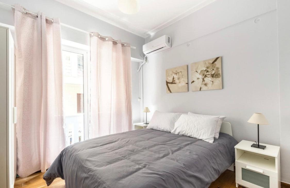 Cosy In Plaka Apartamento Atenas